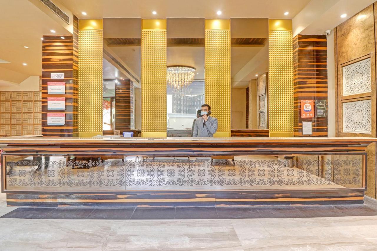 Oyo Townhouse 934 L'Elegant Hotel & Banquetby Ace Manor Ghaziabad Exteriör bild