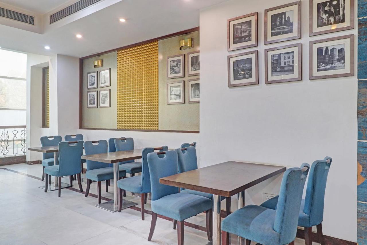 Oyo Townhouse 934 L'Elegant Hotel & Banquetby Ace Manor Ghaziabad Exteriör bild