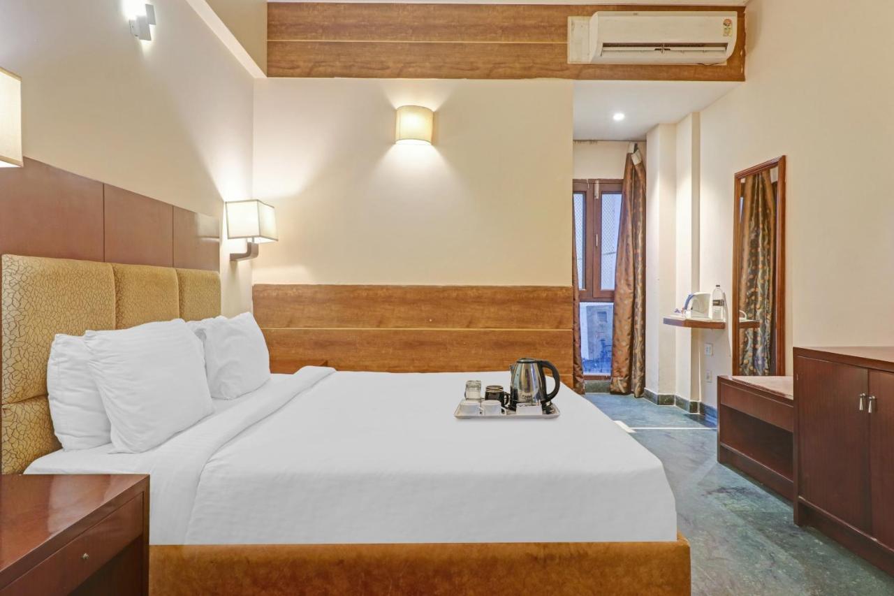Oyo Townhouse 934 L'Elegant Hotel & Banquetby Ace Manor Ghaziabad Exteriör bild